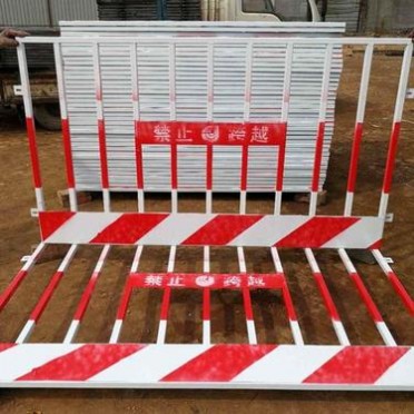 航標廠家定制 基坑護欄 工地施工護欄 泥漿池定型化防護欄